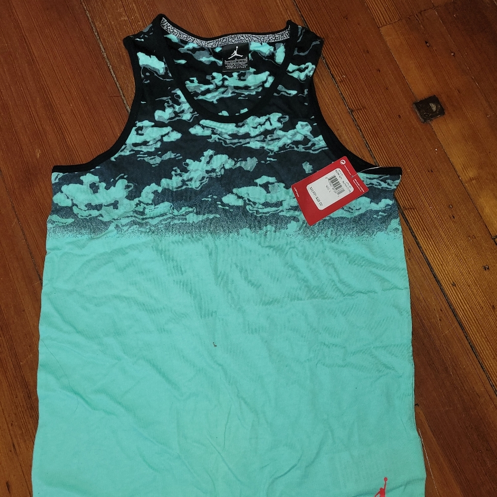 Jordan boys shirt